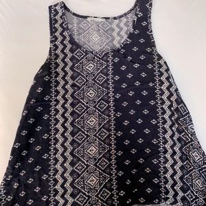 Small printed Acemi tank top!